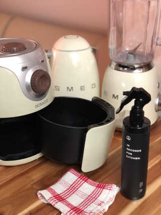 PEACE MOMENT 피스모먼트 인세컨즈포키친 320mL 천연살균소독제 — 5점을 준 리뷰어가 2018년 11월 올린 사용 사진