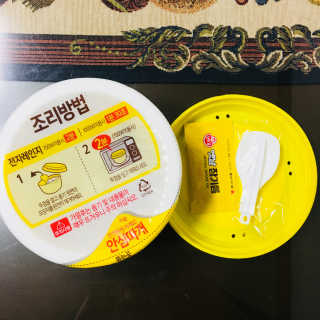 GS25 유어스 보양죽 — 3.83점을 준 리뷰어가 2018년 5월 올린 사용 사진