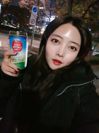 마이카페라떼 말차 아몬드브리즈 7개입 — 5점을 준 리뷰어가 2019년 11월 올린 사용 사진