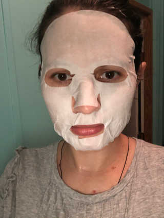 Pearl Collagen Velvet Mask 1 BOX by YVESOM — 5점을 준 리뷰어가 2019년 3월 올린 사용 사진