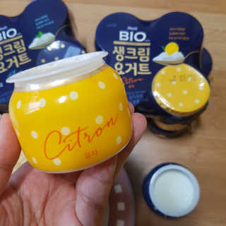 [매일 바이오] 생크림요거트 플레인 12개 + 유자 12개 — 5점을 준 리뷰어가 2019년 6월 올린 사용 사진