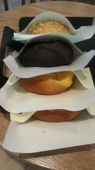 삼송빵집 부천점 [삼송빵집 부천역사점]삼송빵집 특별세트 — 5점을 준 리뷰어가 2019년 10월 올린 사용 사진