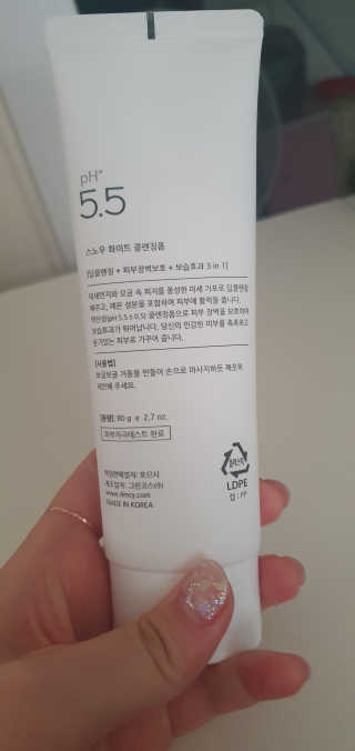 포므시 스노우화이트클렌징폼pH5.5 — 5점을 준 리뷰어가 2019년 8월 올린 사용 사진