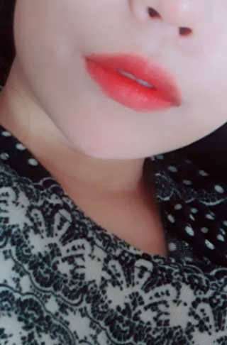 테라다이아 립 메이트 오일 — 4.67점을 준 리뷰어가 2018년 6월 올린 사용 사진