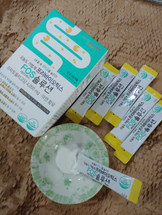 힐링팩토리 오늘도 가볍게 프리바이오틱스 FOS 솔루션 — 5점을 준 리뷰어가 2020년 2월 올린 사용 사진