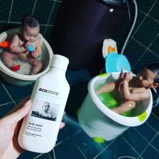 엘루스벤 에코스토어_베이비 바디워시_200ML — 5점을 준 리뷰어가 2017년 6월 올린 사용 사진