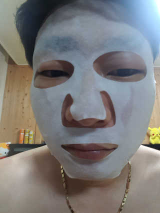 더메이런 듀얼 이펙트 스트레치 리프팅 마스크 — 3.5점을 준 리뷰어가 2017년 6월 올린 사용 사진