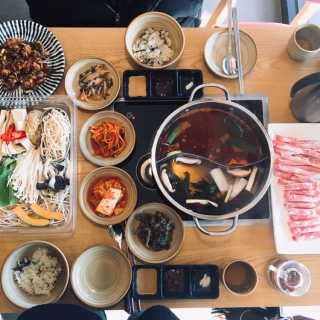 [미스터시래기]이베리코 콤보 샤브샤브+꼬막무침세트 — 5점을 준 리뷰어가 2018년 12월 올린 사용 사진
