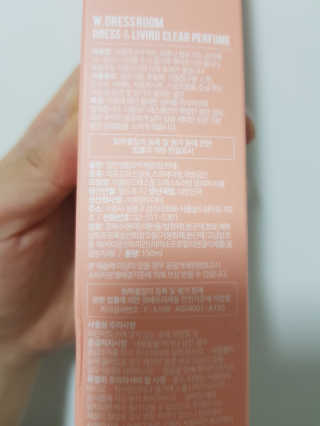 더블유드레스룸 드레스퍼퓸 150ml — 4.17점을 준 리뷰어가 2018년 10월 올린 사용 사진