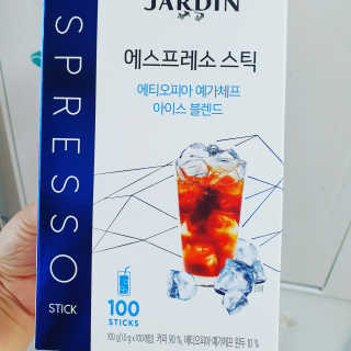 (주)쟈뎅 [쟈뎅] 에스프레소스틱 아이스블렌드 — 4점을 준 리뷰어가 2019년 5월 올린 사용 사진