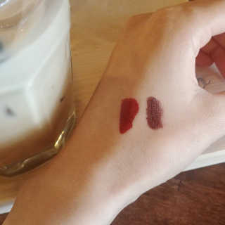 [블랙루즈] 에어 핏 벨벳 틴트4 1+1 — 5점을 준 리뷰어가 2019년 7월 올린 사용 사진