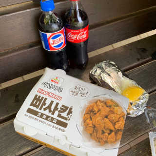 [치킨마루]-  빠사칸레드 + 콜라 500ml — 5점을 준 리뷰어가 2019년 5월 올린 사용 사진