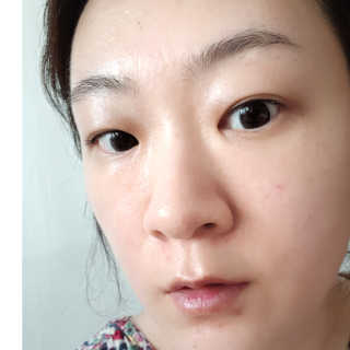 스프링풀 로얄 허니에센스미스트 — 3점을 준 리뷰어가 2018년 3월 올린 사용 사진