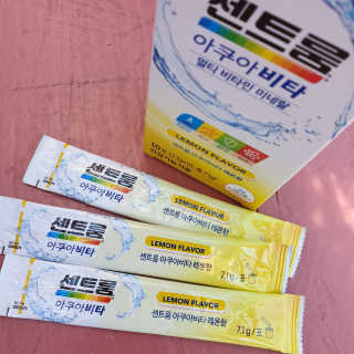 센트룸 아쿠아비타 레몬향, 딸기향 — 5점을 준 리뷰어가 2019년 6월 올린 사용 사진