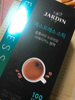 (주)쟈뎅 쟈뎅 에스프레소 스틱 아메리카노 블랙 — 5점을 준 리뷰어가 2018년 10월 올린 사용 사진