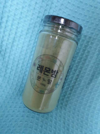 초능력 국내산 레몬밤 분말 — 4점을 준 리뷰어가 2019년 8월 올린 사용 사진