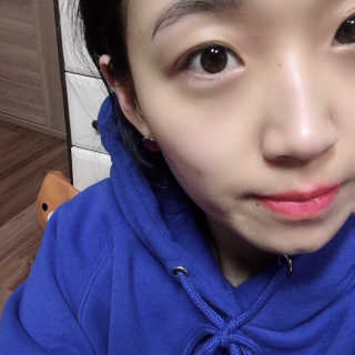 닥터모두 아웃도어  스킨 에너자이저 +선세럼 — 3.5점을 준 리뷰어가 2019년 2월 올린 사용 사진