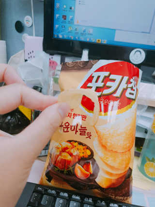 포카칩 햇감자 한정판 3종 — 5점을 준 리뷰어가 2019년 7월 올린 사용 사진