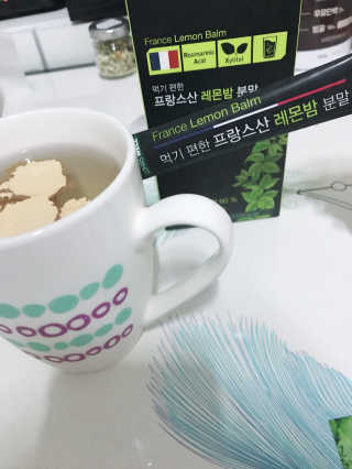 로하스웰 프랑스산 레몬밤 분말 — 5점을 준 리뷰어가 2018년 6월 올린 사용 사진