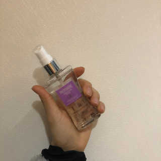 레드컨테이너 페로몬향 퍼퓸 바디미스트 80ml — 3.5점을 준 리뷰어가 2020년 1월 올린 사용 사진