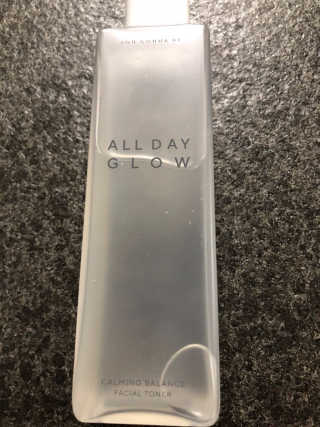 ALL DAY GLOW [올데이글로우] 카밍 밸런스 페이셜 토너 200ml — 3.5점을 준 리뷰어가 2019년 12월 올린 사용 사진