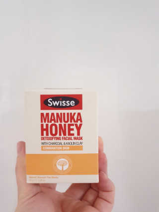 SWISSE 스위스 마누카 허니 디톡시파잉 페이셜 마스크 — 1점을 준 리뷰어가 2020년 1월 올린 사용 사진