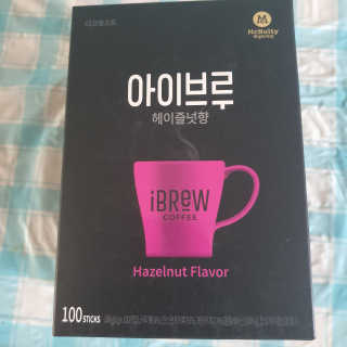 한국맥널티 아이브루 헤이즐넛향 100T — 4점을 준 리뷰어가 2019년 10월 올린 사용 사진