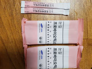 눈길 프로바이오틱스 눈길 콜라겐 프로바이오틱스 — 5점을 준 리뷰어가 2019년 11월 올린 사용 사진