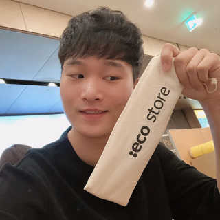 에코앤드] 환경을 생각한 스테인레스 빨대[직선,밴딩] — 5점을 준 리뷰어가 2019년 8월 올린 사용 사진