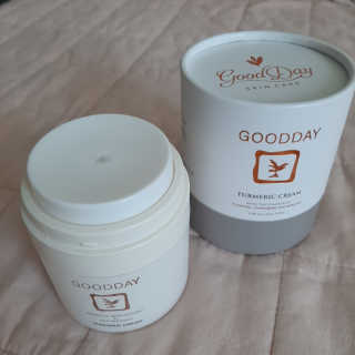 GoodDay Skincare GoodDay 강황크림 50g — 5점을 준 리뷰어가 2020년 1월 올린 사용 사진