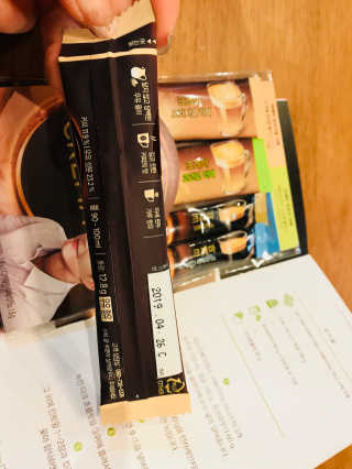 네스카페 코리아 네스카페 크레마 — 5점을 준 리뷰어가 2018년 1월 올린 사용 사진
