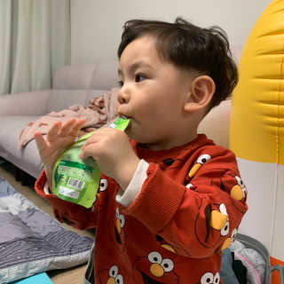 데르뜨 떠먹는 과일 3종, 짜먹는 과일 2종 총 10개 체험 — 5점을 준 리뷰어가 2020년 3월 올린 사용 사진