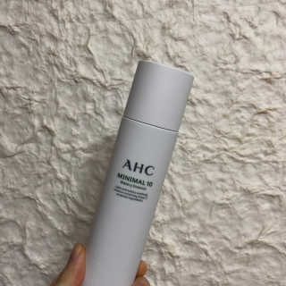 AHC 에이 에이치 씨 미니멀 10 워터리 에센스 — 4점을 준 리뷰어가 2018년 12월 올린 사용 사진