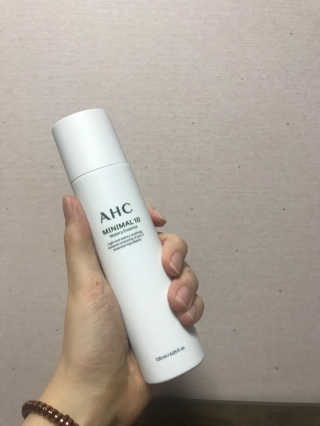 AHC 에이 에이치 씨 미니멀 10 워터리 에센스 — 1점을 준 리뷰어가 2018년 11월 올린 사용 사진