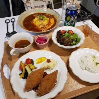 [에그썸] 토네이도 or 마그마 오믈렛 1+ 토르돈가스 1 — 5점을 준 리뷰어가 2018년 11월 올린 사용 사진