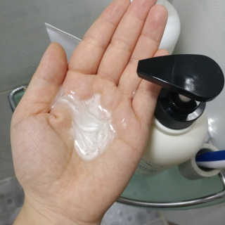(주)에네스티 내추럴 촉촉  오트밀 바디워시 500ml — 5점을 준 리뷰어가 2019년 9월 올린 사용 사진