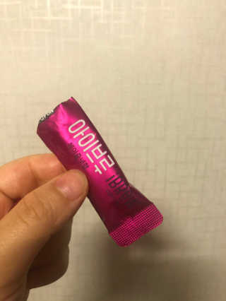 한국맥널티 아이브루 헤이즐넛향 100T — 5점을 준 리뷰어가 2019년 10월 올린 사용 사진