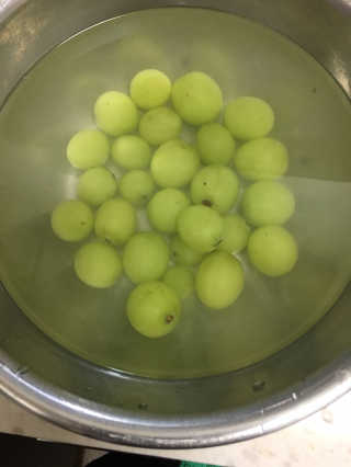 친환경 과일세정제 그린그램 칼슘파우더 1통 150g — 4점을 준 리뷰어가 2019년 11월 올린 사용 사진