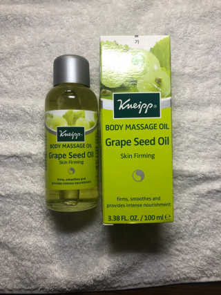 [크나이프] 그레이프씨드 슬리밍 마사지오일 100ml — 4.5점을 준 리뷰어가 2019년 7월 올린 사용 사진
