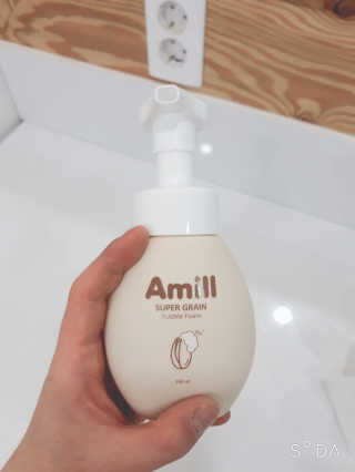 에이밀 슈퍼 그레인 버블 폼 200ml — 5점을 준 리뷰어가 2019년 12월 올린 사용 사진