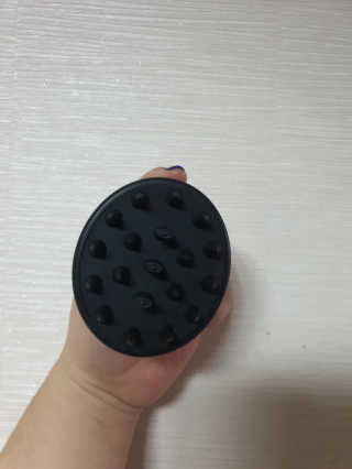 다슈코리아 다슈 단백질 한방 두피 골드 샴푸 500ml +샴푸브러쉬 — 5점을 준 리뷰어가 2020년 1월 올린 사용 사진