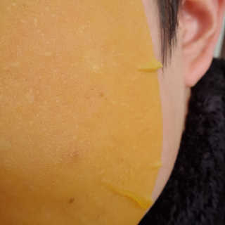 GoodDay Skincare GoodDay 강황 마스크 — 5점을 준 리뷰어가 2020년 3월 올린 사용 사진