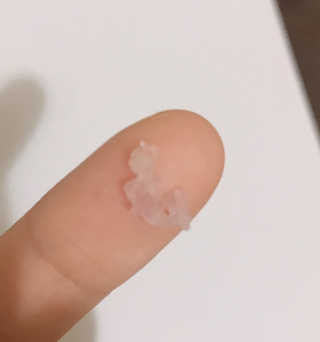 스케덤 펩타이드 리프팅밴드 — 5점을 준 리뷰어가 2019년 6월 올린 사용 사진