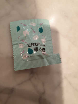 솔테라피 씹는 고체치약 투스탭 스파클레몬 6정 x 5박스 — 5점을 준 리뷰어가 2019년 6월 올린 사용 사진