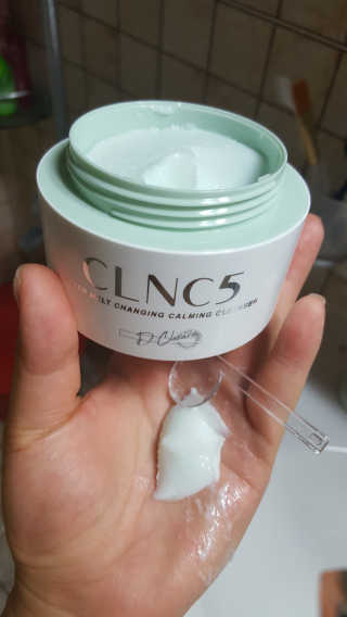 CLNC5 워터 멜트 체인징 클렌저 — 5점을 준 리뷰어가 2018년 7월 올린 사용 사진