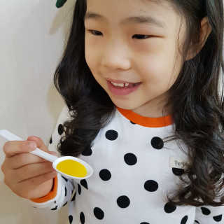 오메가-3스무디 [오메가스무디] 짜먹는 오메가3 DHA 임산부 어린이 — 5점을 준 리뷰어가 2019년 3월 올린 사용 사진