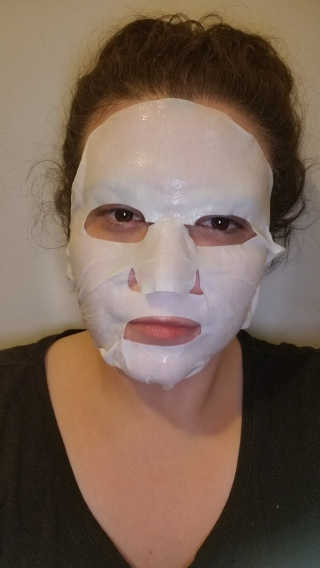 아이뽀 모든 피부 타입을위한 AIPPO Expert Hydrating Mask — 5점을 준 리뷰어가 2018년 3월 올린 사용 사진