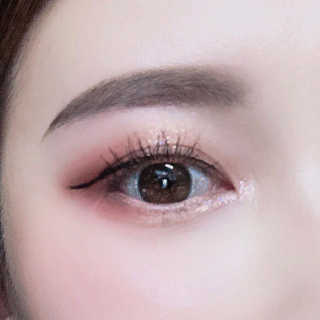 [블랙루즈] 펄블리 아이 글리터 2종 — 4.5점을 준 리뷰어가 2019년 1월 올린 사용 사진