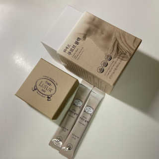 [하우투잇] 뤼에르 쿠르브 블랙 10ml x 30포 총 300ml — 5점을 준 리뷰어가 2020년 3월 올린 사용 사진
