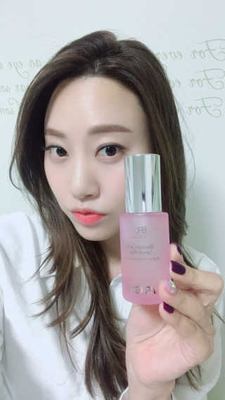 2018 아이소이 잡티세럼 리미티드 컬렉션 — 4.33점을 준 리뷰어가 2018년 10월 올린 사용 사진